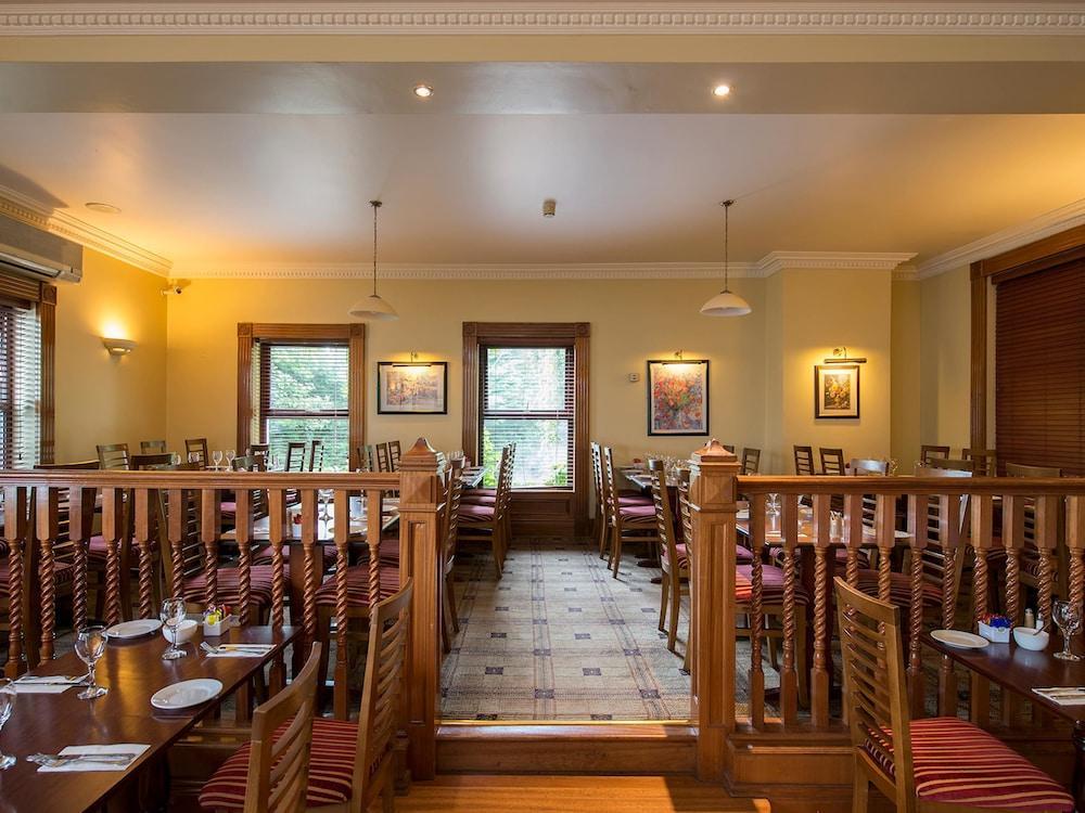 Oranmore Lodge Hotel Conference And Leisure Centre Galway Esterno foto